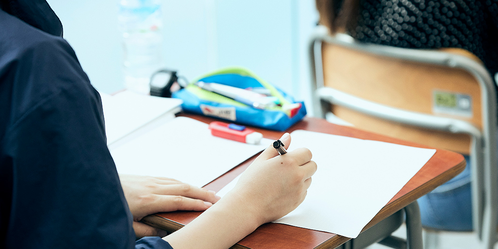 特徴③ 完全1対1個人授業×レベル別集団授業