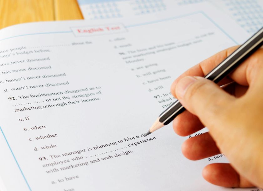 医学部の受験科目一覧を国公立大学・私立大学あわせて紹介！科目ごとのポイントについても解説