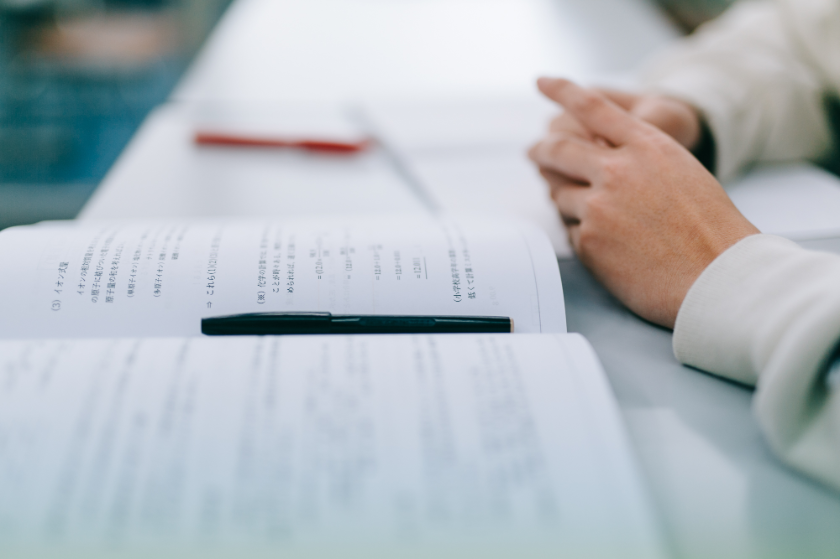 楽に進級や卒業できる医学部はどこ?ストレートで卒業するためのポイントも解説