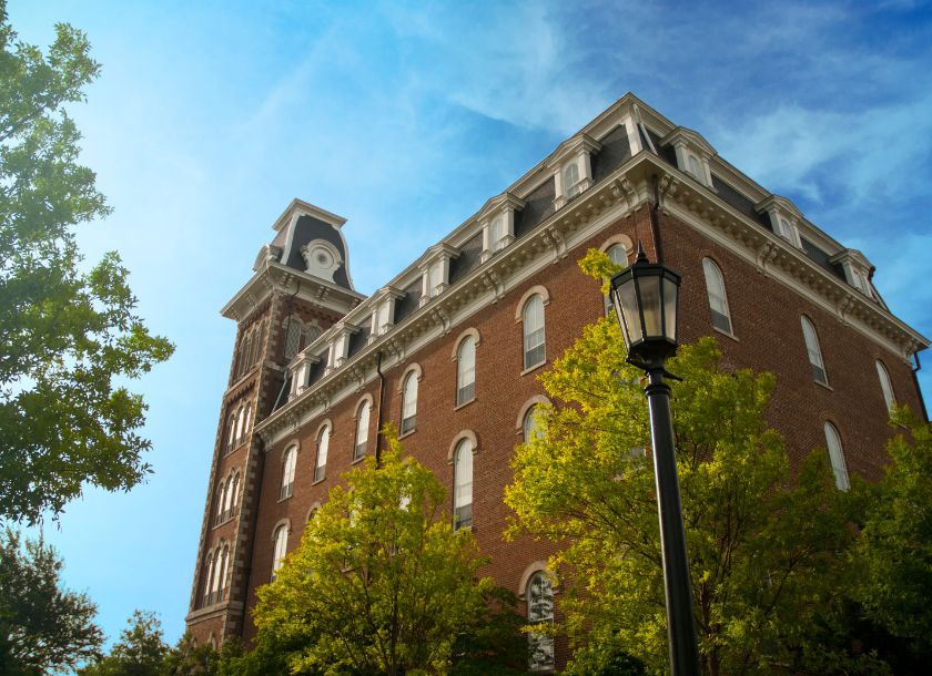 私立医学部は何校受けるべき? 受験スケジュールを踏まえた目安となる校数を解説