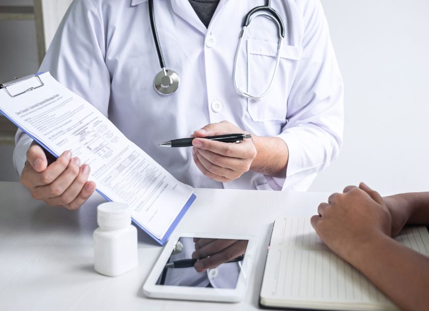 医学部 医者 に ならない